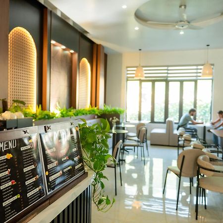 Garden Hotel II 河江 外观 照片
