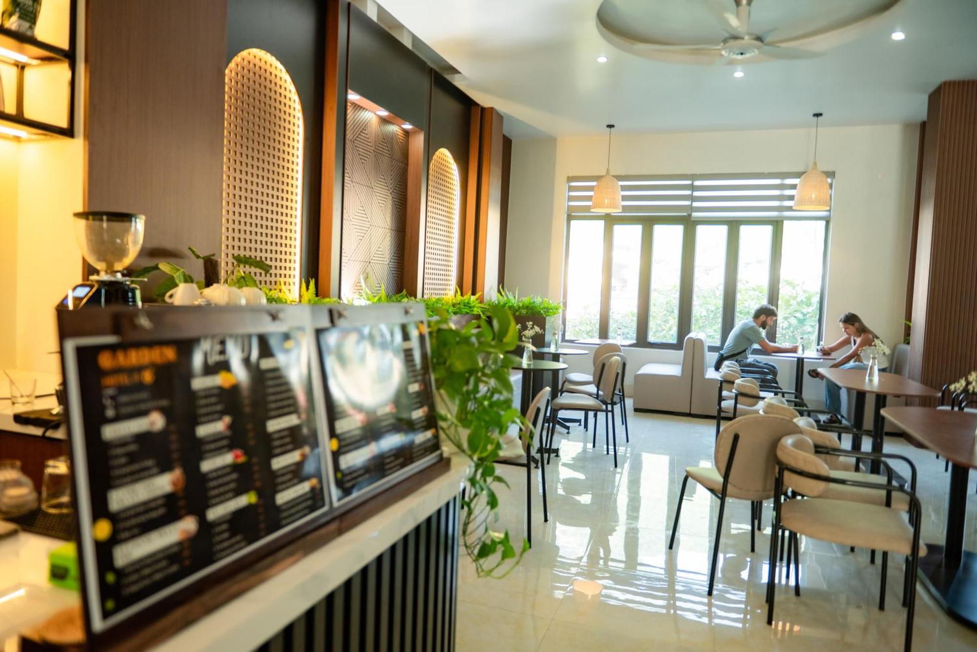 Garden Hotel II 河江 外观 照片