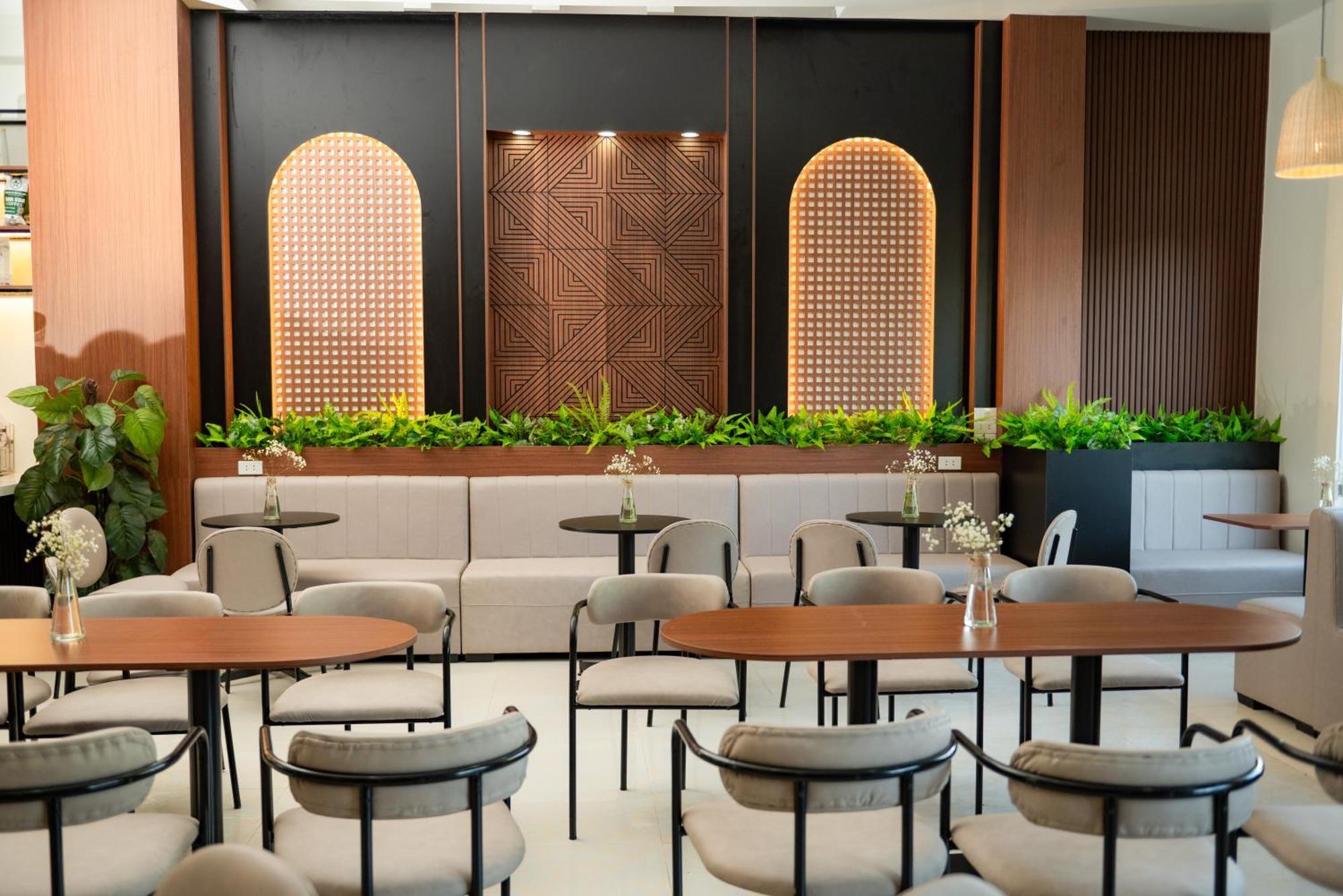 Garden Hotel II 河江 外观 照片