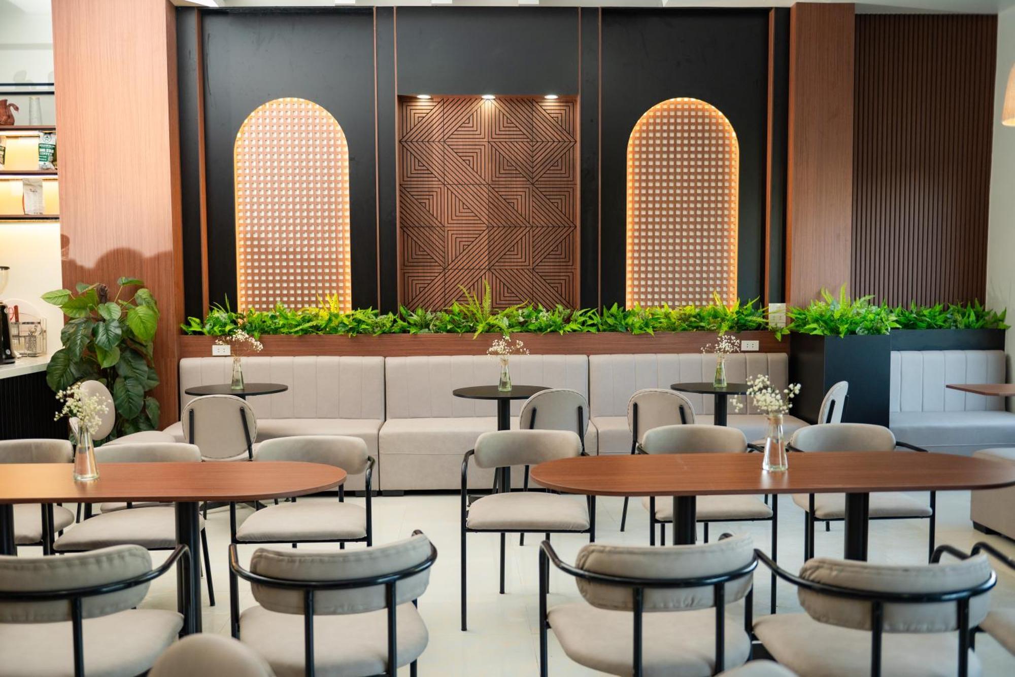 Garden Hotel II 河江 外观 照片