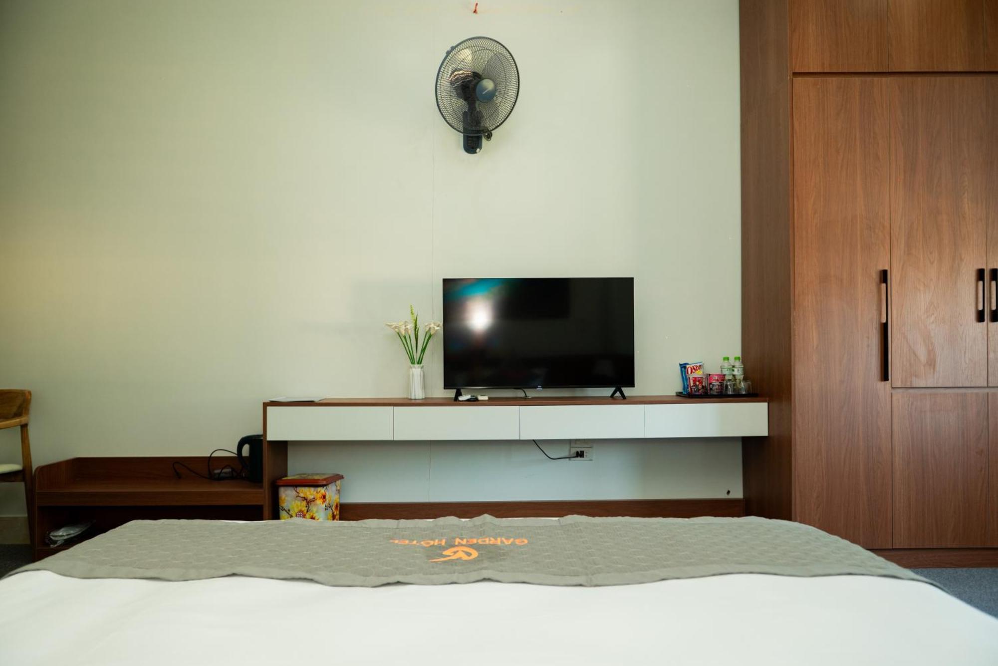 Garden Hotel II 河江 外观 照片