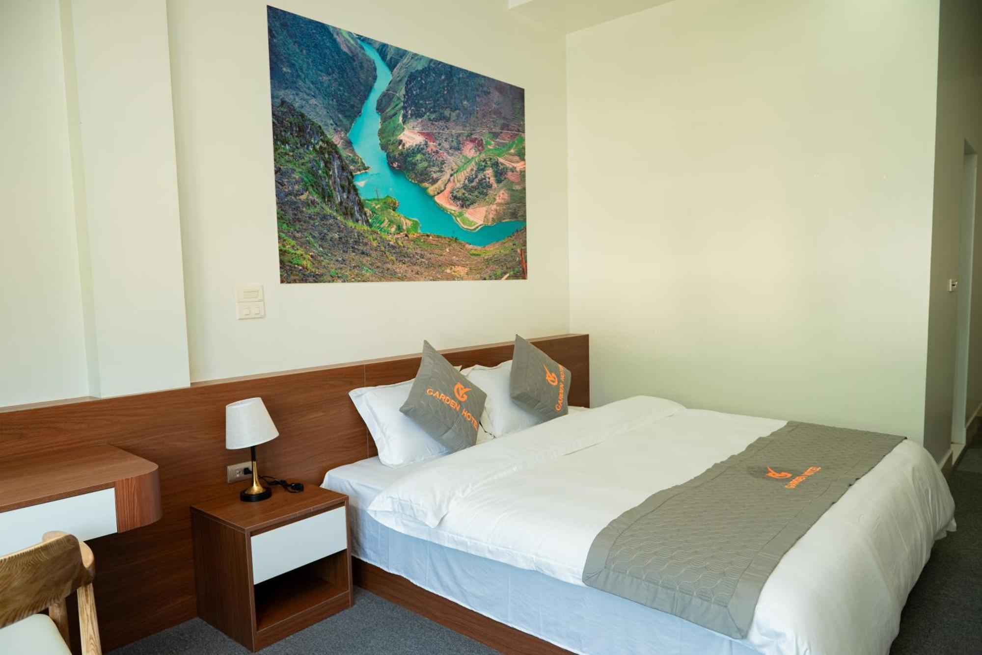 Garden Hotel II 河江 外观 照片